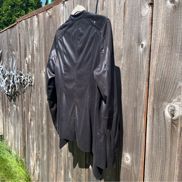 Insight black Crackle Faux Leather Jacket size 4 - Picture 12 of 17